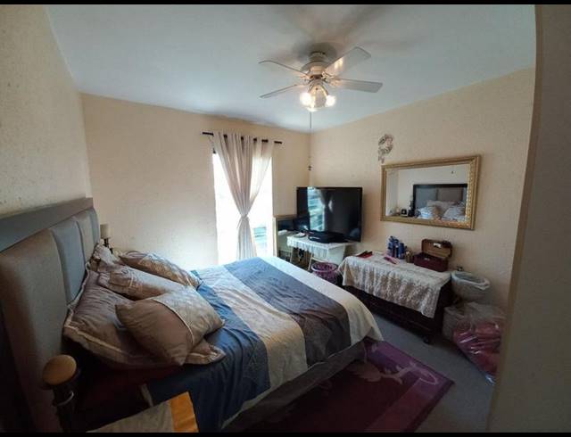 2 BEDROOM TOWNHOUSE FOR SALE IN BRACKENDOWNS